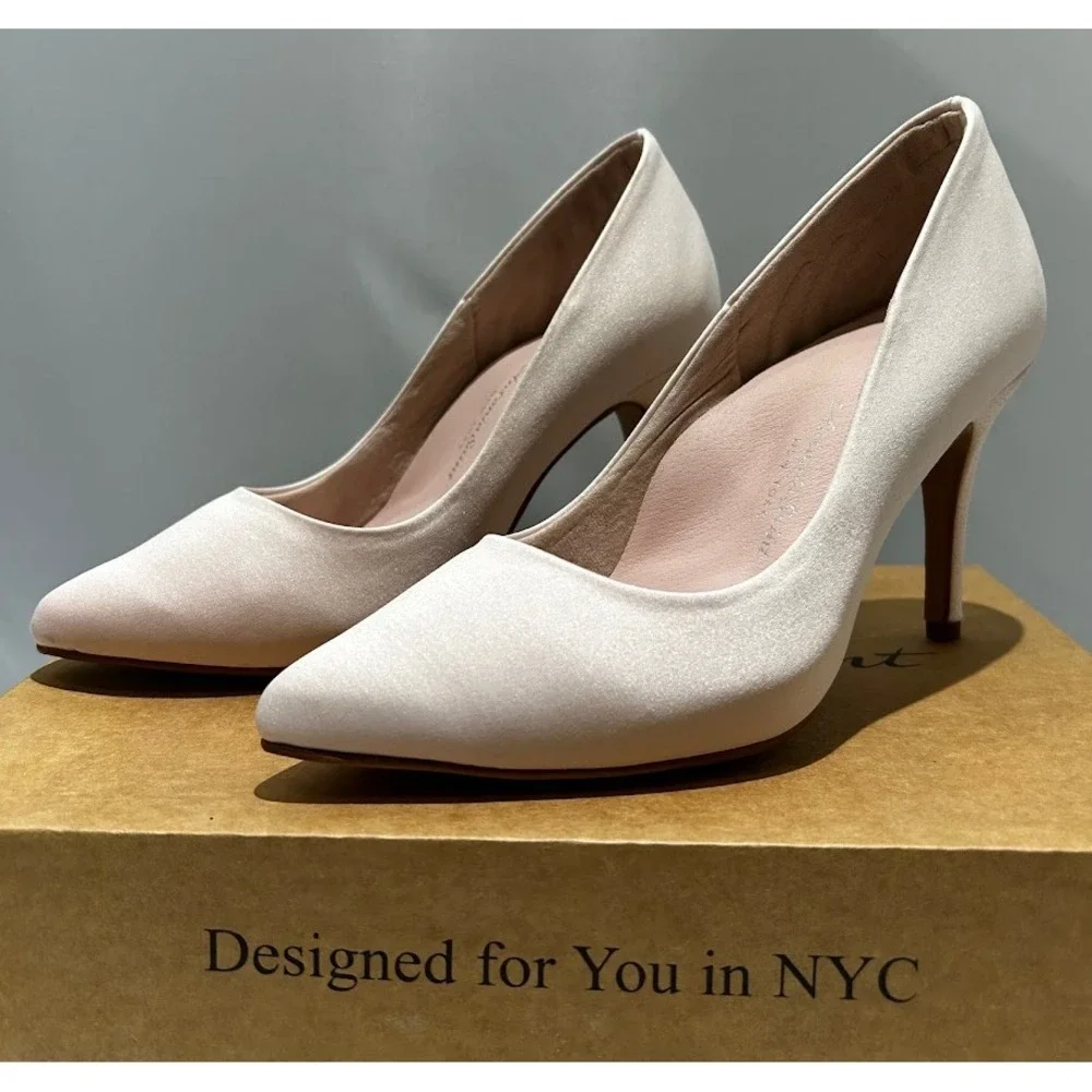 Antonia Saint NY Victoria Pumps Heel 3.0 Soft Pink Satin, Size 9.5
